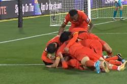 华体会vip注册-激烈对决！中国足球职业联赛争夺战展开的简单介绍