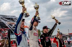 华体会平台-举重比赛中波兰选手稳坐冠军宝座，屡屡凌驾的简单介绍