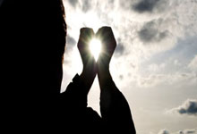 华体会下载-南美洲职业球员冲刺联赛积分榜榜首的简单介绍