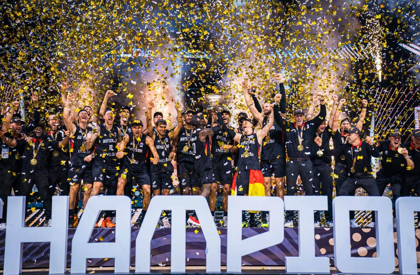 本赛季某场比赛一支队伍夺得胜利 本赛季某场比赛一支队伍夺得胜利