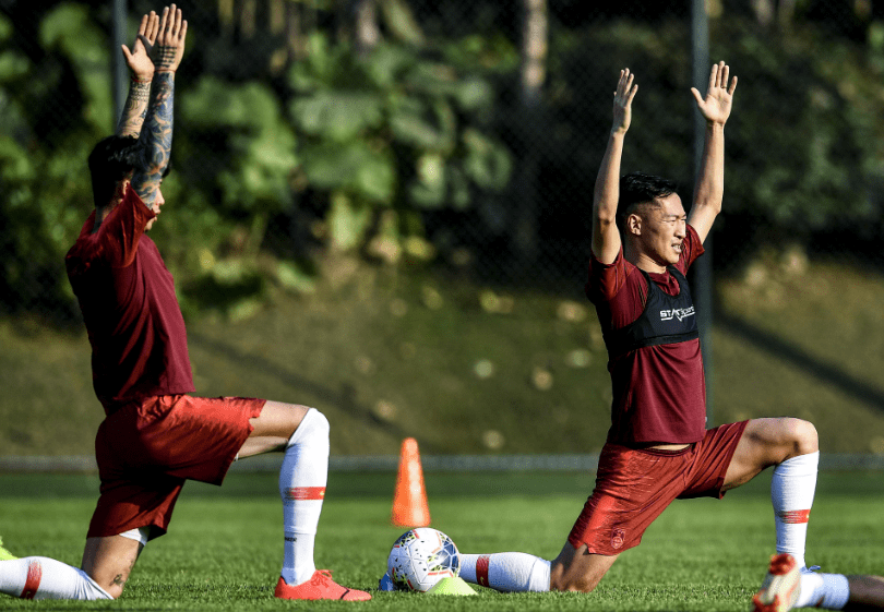 某位球员在不被看好的情况下爆发，逆风翻盘，令人侧目的简单介绍