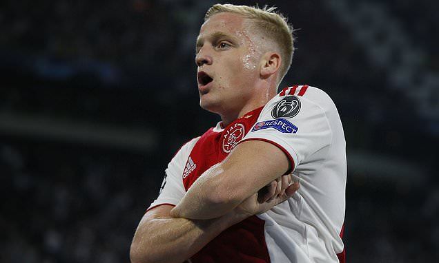 关于阿贾克斯临危受命，成功逆转晋级前景的信息