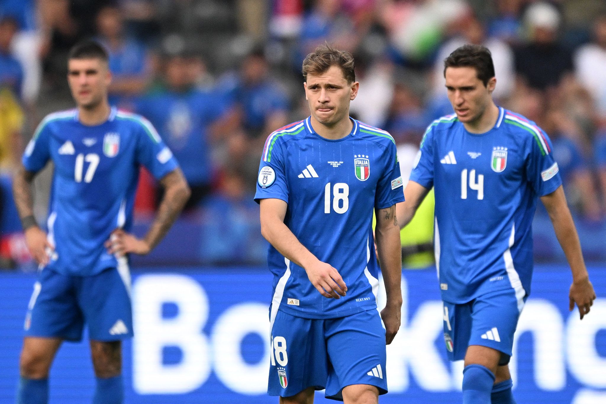 包含足球联赛：意大利杯赛首轮火热展开的词条