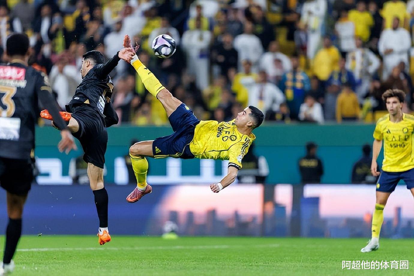 皇马主场德比憾平，C罗传射引领进攻风暴